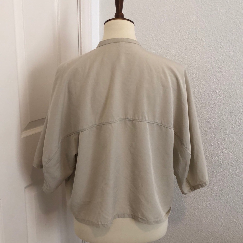 Aritzia: The Group Foster Shirt - Picture 7 of 7